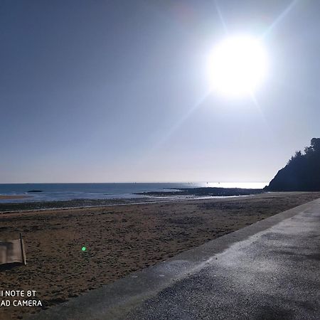 Maisonnette De Bord De Mer Etables-sur-Mer Exterior photo